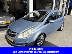 Opel Corsa - 1.4-16V Cosmo AIRCO/NAP/LM VELGEN/5 DRS
