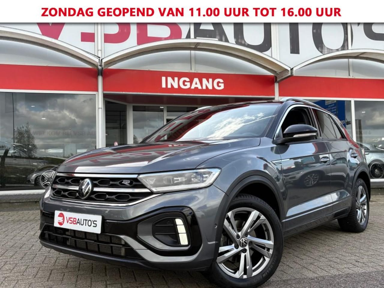Volkswagen T-Roc - 1.5 TSI ACT. 150PK AUT. FACELIFT R-LINE LED NAVI CAMERA CARPLAY AIRCO LMV PDC - AutoWereld.nl