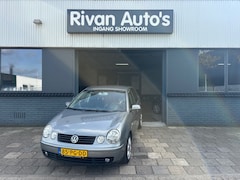 Volkswagen Polo - 1.4-16V ATLANTIC