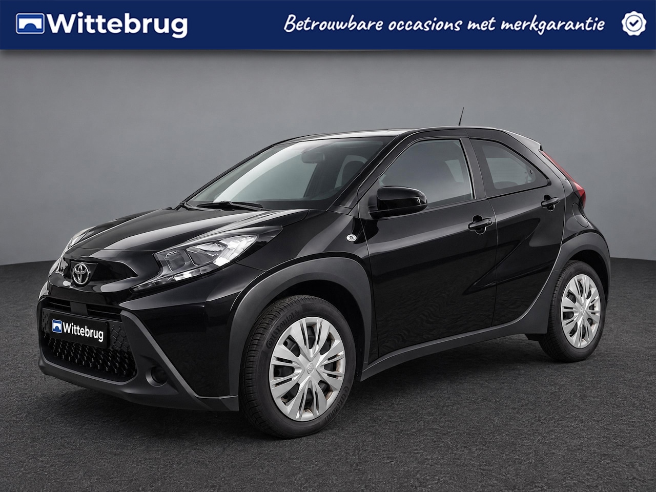 Toyota Aygo X - 1.0 VVT-i MT Play Apple Carplay | Camera | Airco | Elektrische ramen | - AutoWereld.nl
