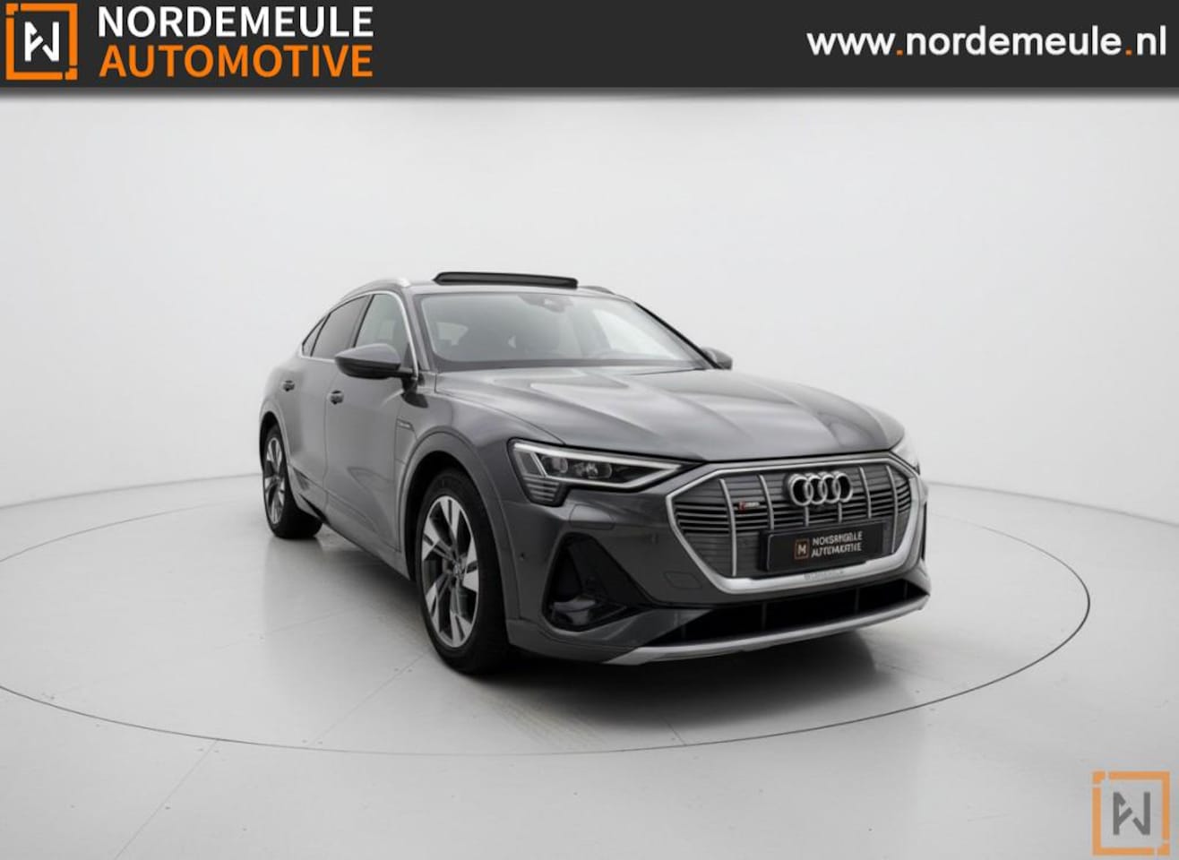 Audi e-tron - 50 QUATTRO  71KWH. 360, PANO, TREKHAAK, S LINE, MEMORY - AutoWereld.nl