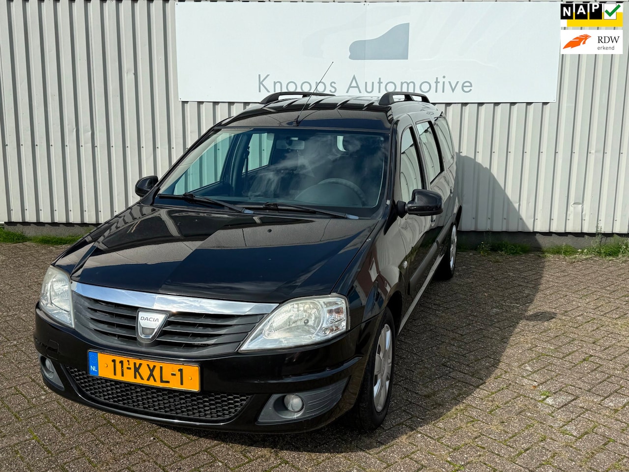 Dacia Logan MCV - 1.6-16V Lauréate 1.6-16V Lauréate - AutoWereld.nl