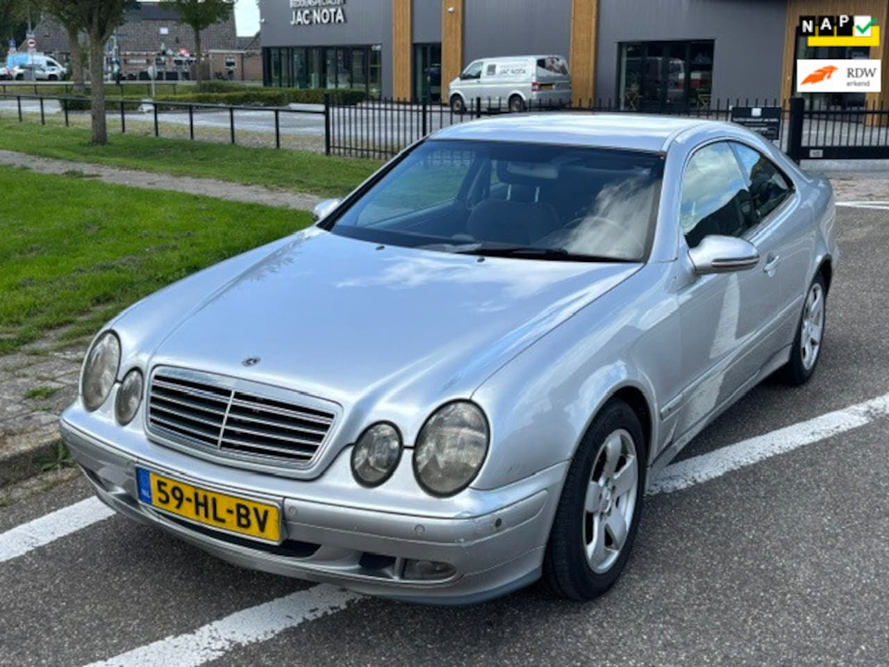 Mercedes-Benz CLK-klasse Coupé - 200 K. Elegance Automaat Opknapper! ECC LMV 16" Cruisecontrol TCS EBD Apk 25/10/2026 - AutoWereld.nl