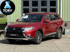Mitsubishi Outlander - 3.0 Instyle+ 4WD | 7-zitter | Adaptieve Cruise | Trekhaak | 1e eigenaar |