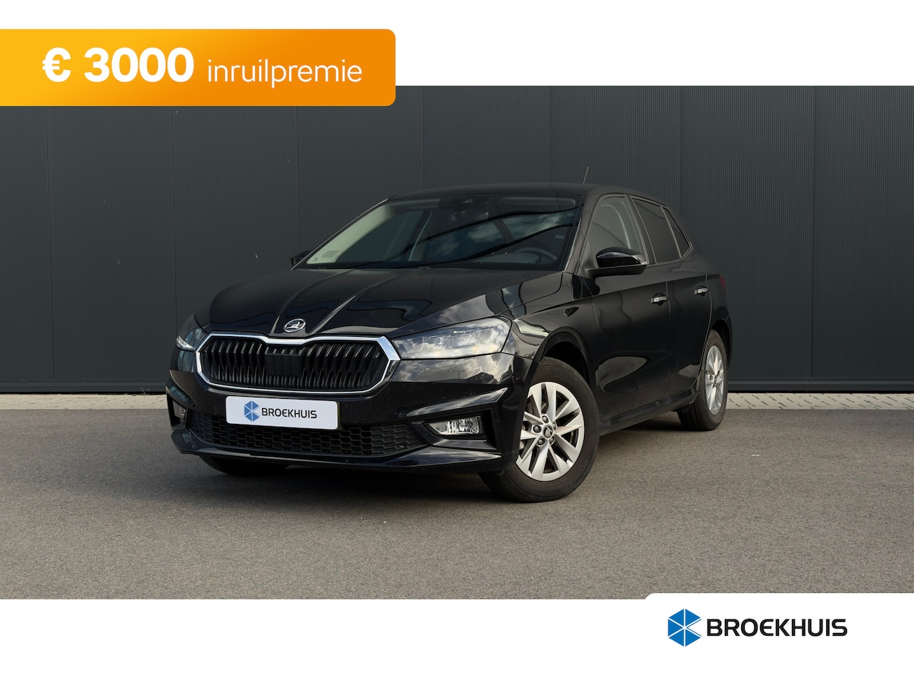 Skoda Fabia - 95pk 1.0 TSI Selection | Parkeersensoren Achter | Carplay | Keyless Start | 15" | - AutoWereld.nl