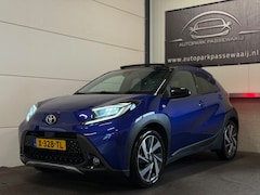 Toyota Aygo X - 1.0 VVT-i S-CVT Premium Pano, ACC, Apple Carplay, Achteruitrijcamera, Parkeersensoren, JBL