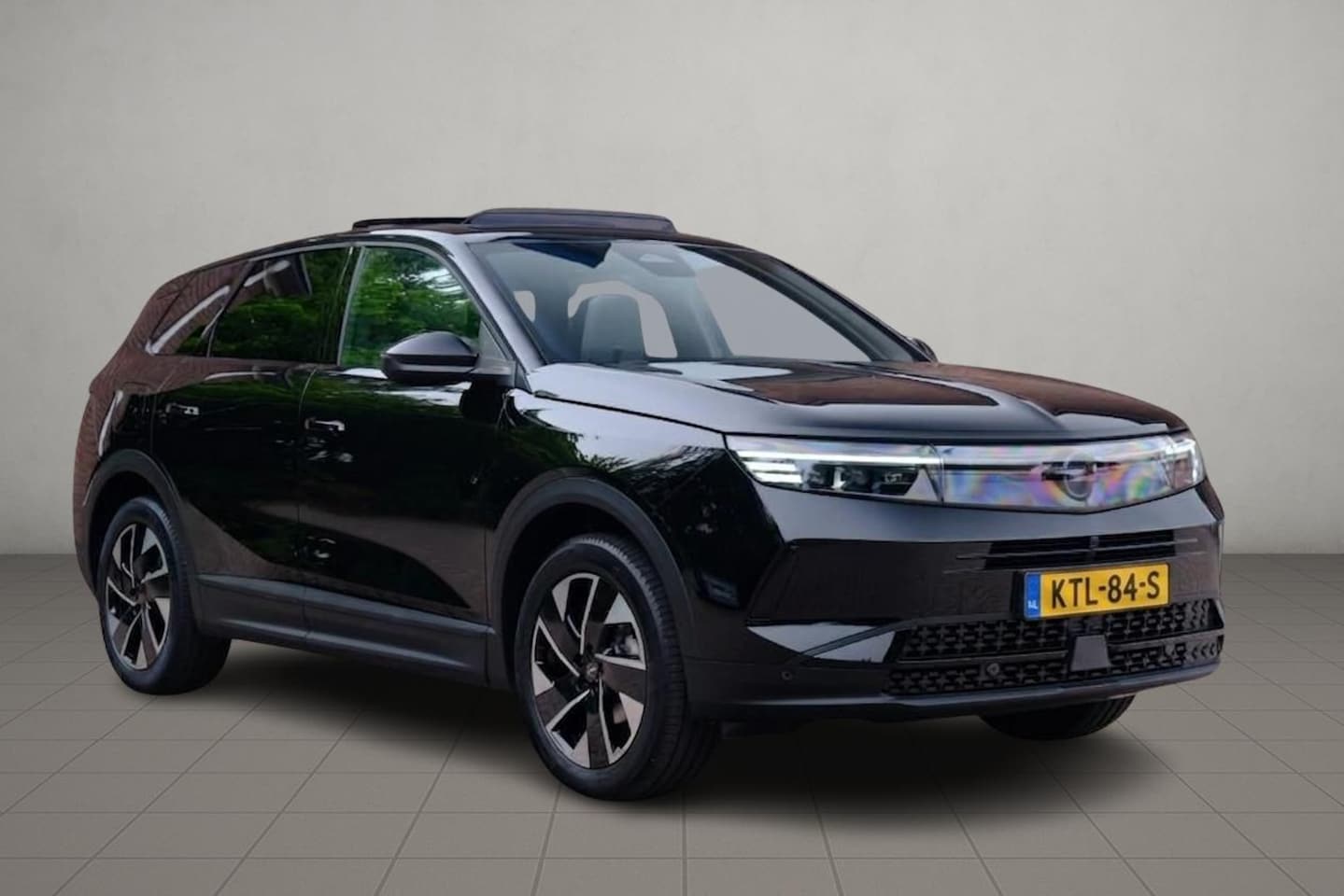 Opel Grandland - 1.2 Turbo Hybrid 145pk eDCT6 GS - Panoramadak - Adaptive Cruise - Head-up display - Stoelv - AutoWereld.nl