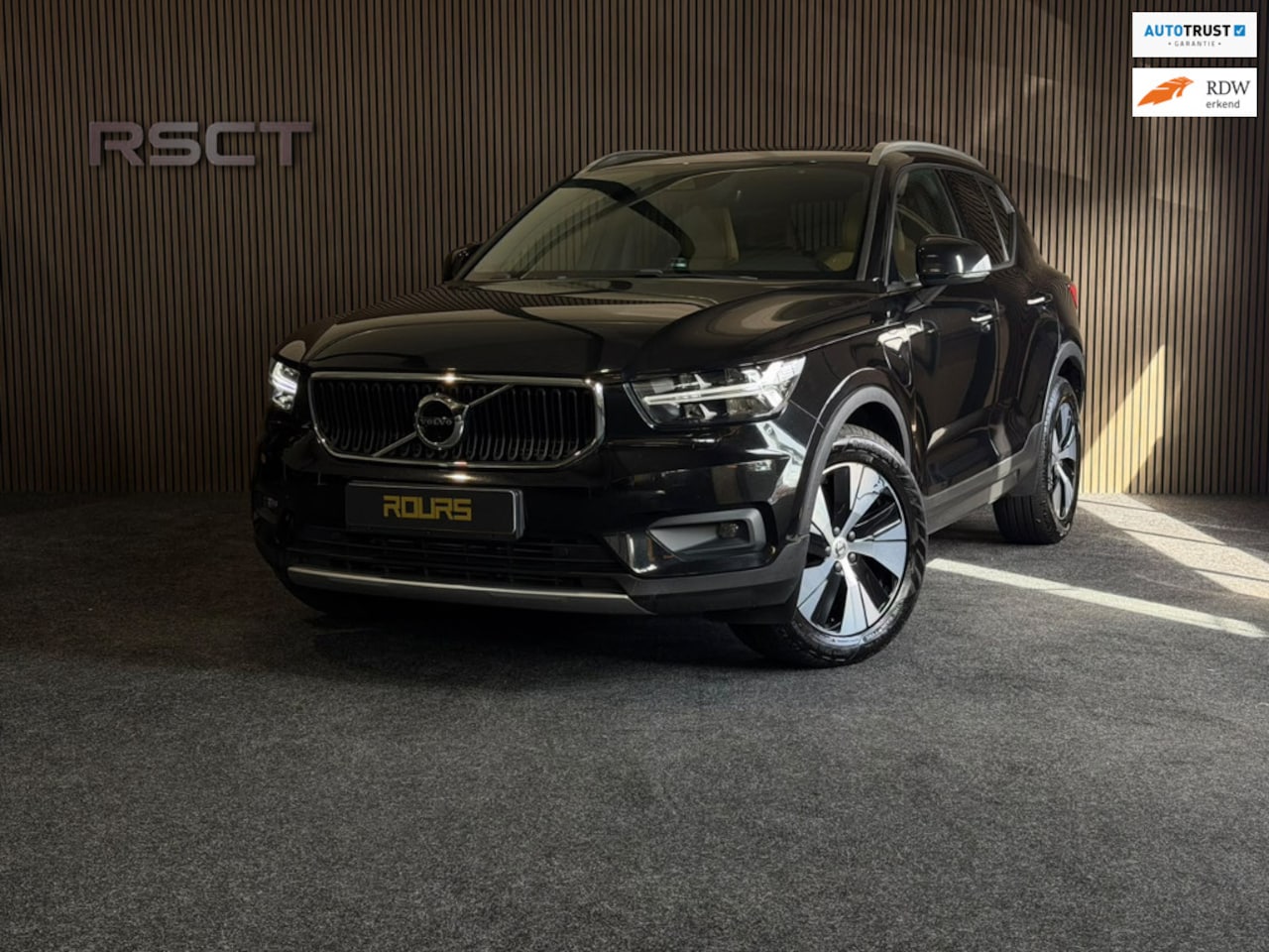 Volvo XC40 - 1.5 T5 Twin Engine Momentum Pro|Harman/Kardon|Cruise|Apple Carplay| - AutoWereld.nl