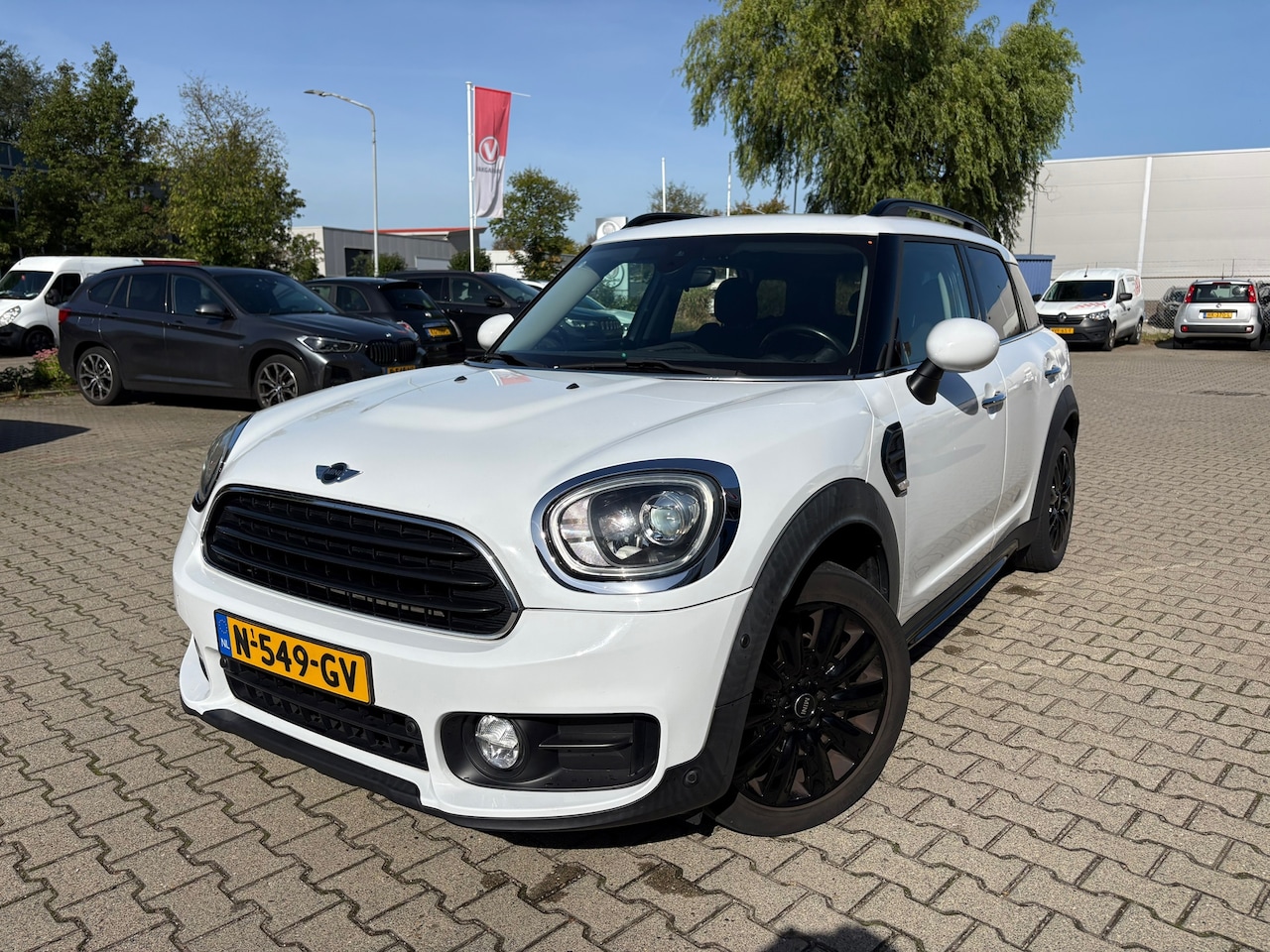 MINI Countryman - 1.5 One Chili - AutoWereld.nl