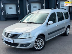 Dacia Logan MCV - 1.6-16V Lauréate AIRCO/BLUETOOTH/VOLLEDIGONDERHOUD