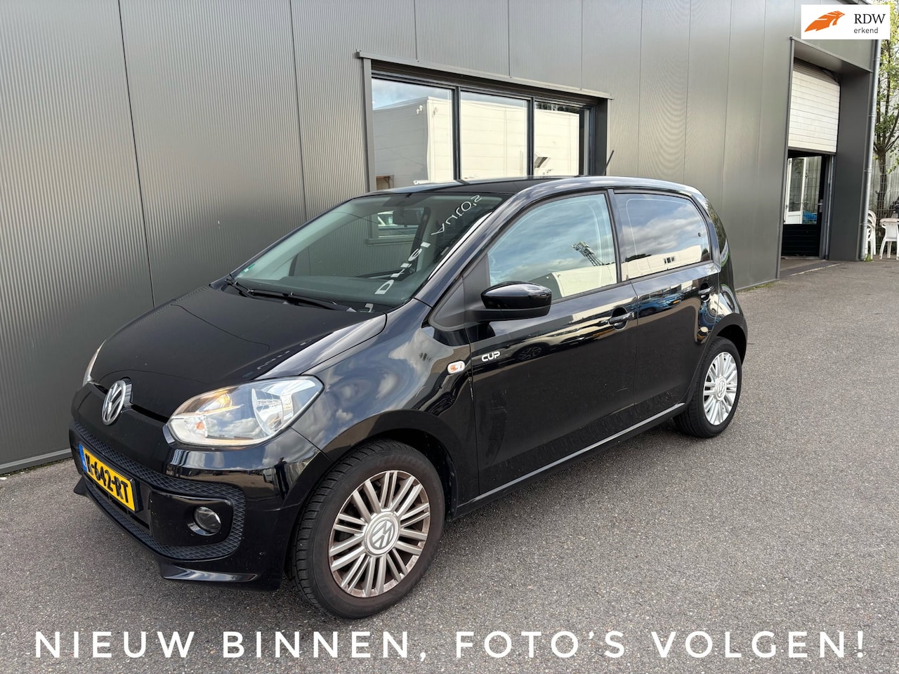 Volkswagen Up! - 1.0 high up! CUP BlueMotion / Airco / Stoelverwarming! - AutoWereld.nl