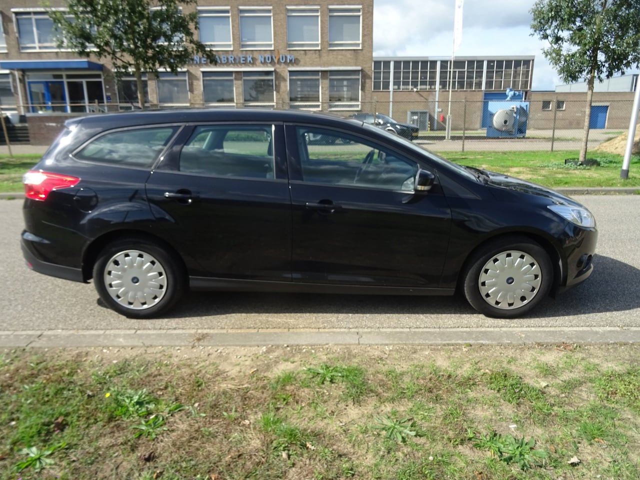 Ford Focus Wagon - 1.6 TDCI ECOnetic Lease Trend 1.6 TDCI ECOnetic Lease Trend - AutoWereld.nl