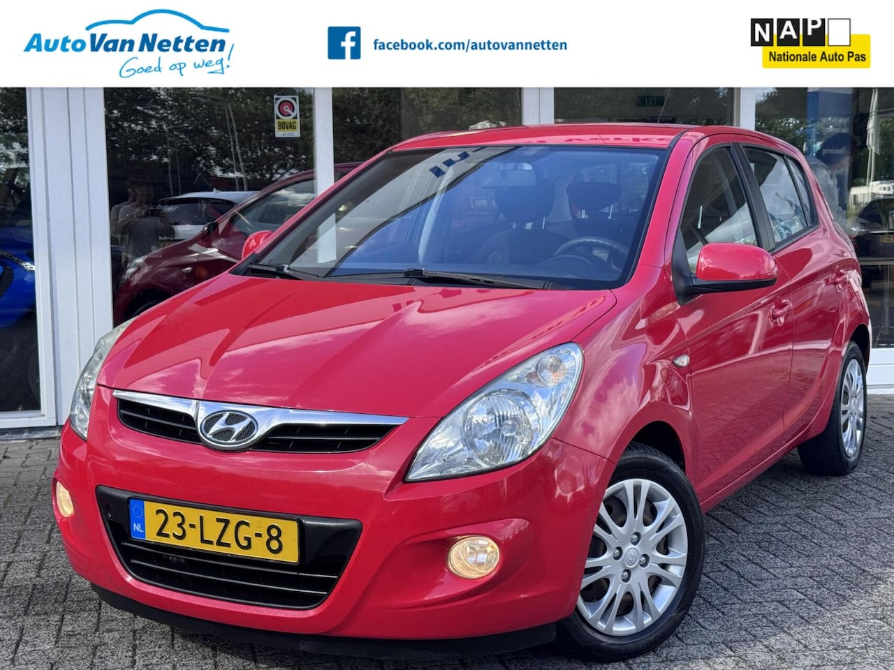 Hyundai i20 - 1.2i 78pk,ActiveVersion,5 deurs,Airco,Elek pakket,cpv,Radio/cd,140.dkm! - AutoWereld.nl