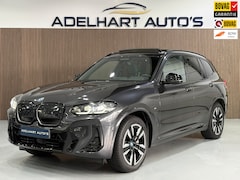 BMW iX3 - Executive 80 kWh M sport / Panoramadak / Full map navigatie / Leder / Camera