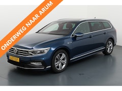 Volkswagen Passat Variant - 2.0 TDI 150PK DSG R-Line NL-AUTO PANO | H-LEER | LED | ADAPT. CRUISE | ECC