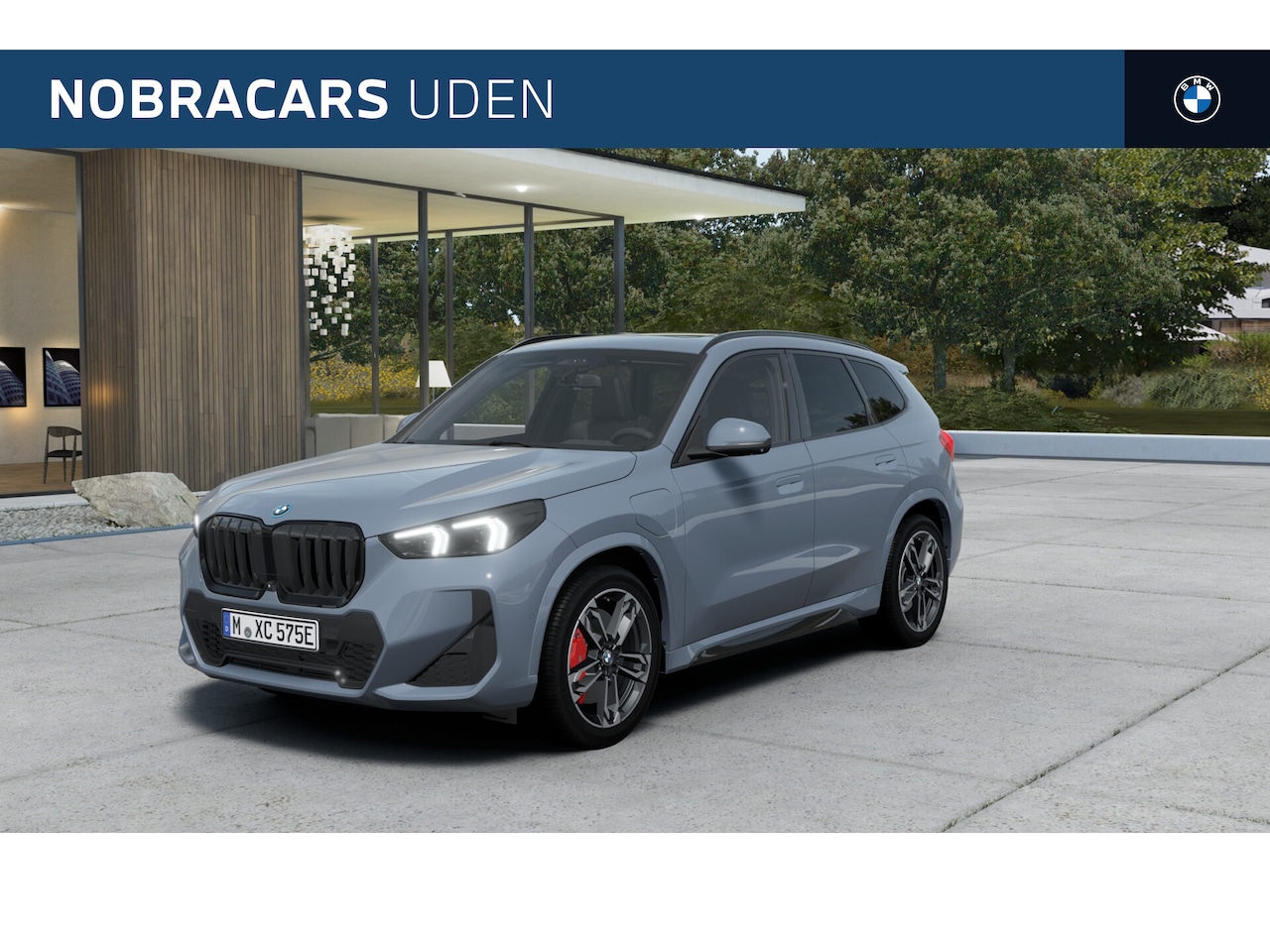 BMW X1 - xDrive25e M Sport Automaat / Panoramadak / Trekhaak / Sportstoelen / Adaptieve LED / Head- - AutoWereld.nl
