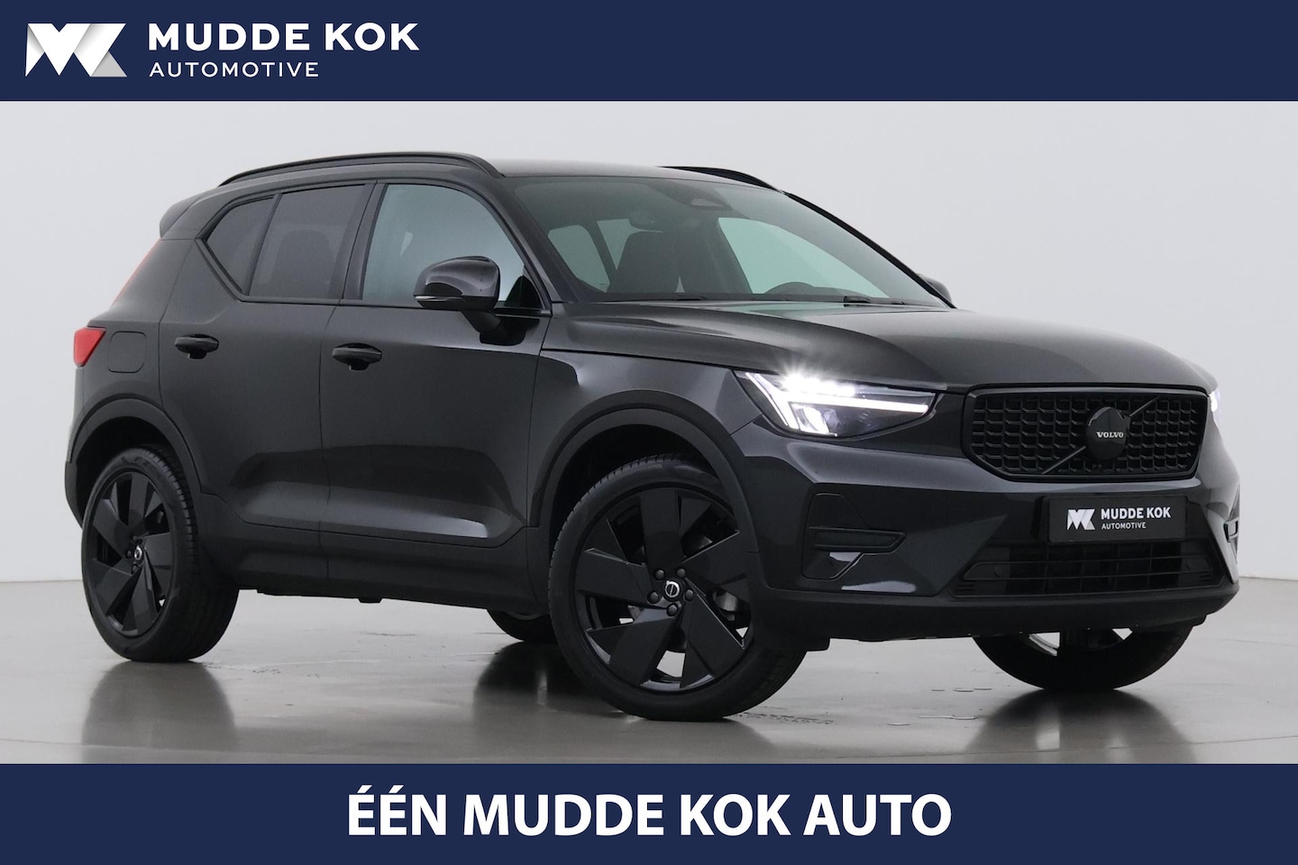 Volvo XC40 - 2.0 B3 Plus Black Edition | Harman/Kardon | Pilot Assist | Camera | BLIS | Memory | Stoel+ - AutoWereld.nl