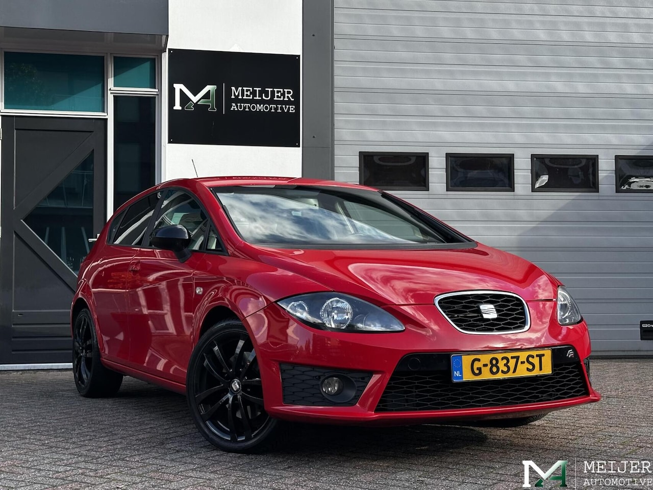 SEAT Leon - 2.0 TFSI FR|211PK|6-bak|Carplay|Camera|Cruise|PDC|Climate - AutoWereld.nl