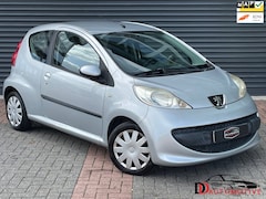 Peugeot 107 - 1.0-12V XS Airco | Elektr Ramen | Toerenteller | Super Zuinig