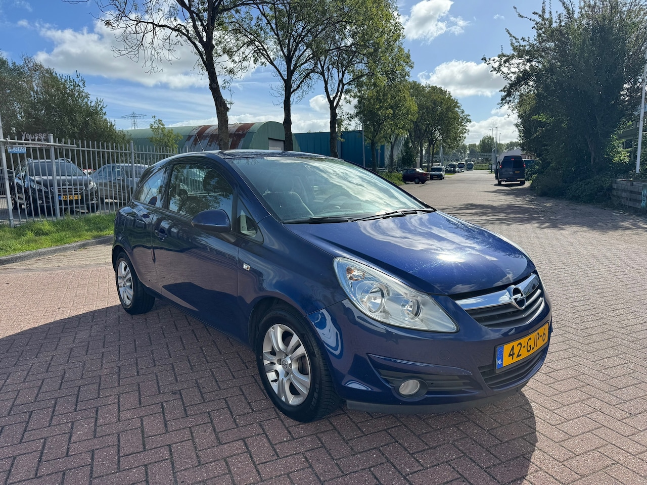 Opel Corsa - 1.2-16V Enjoy 1.2-16V Enjoy - AutoWereld.nl