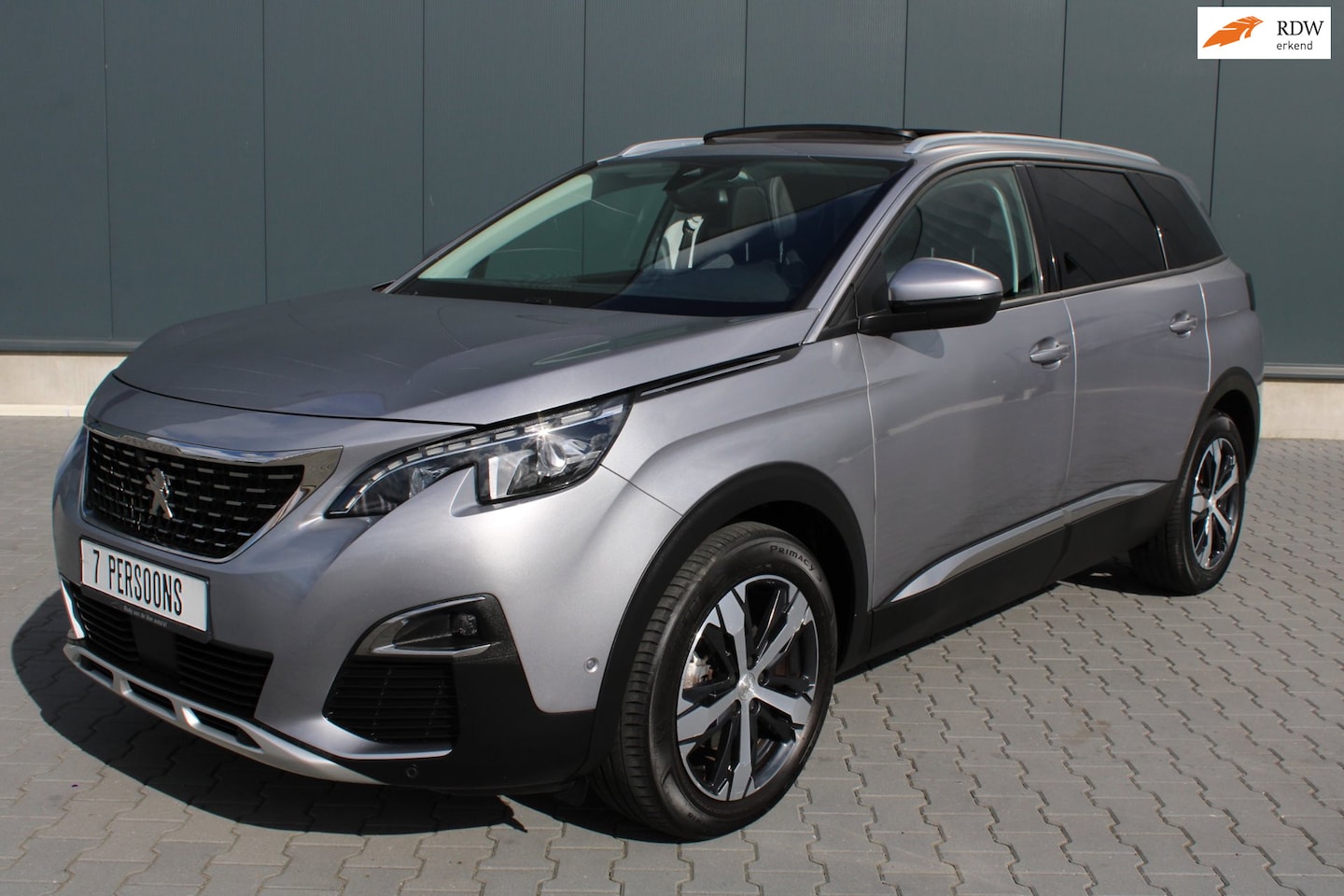 Peugeot 5008 - 1.2 PureTech GT-Line AUTOMAAT SCHUIFDAK 7 PERSOONS - AutoWereld.nl