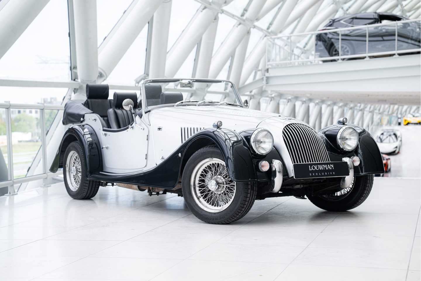 Morgan 4/4 - 2000 Morgan | 4 seater | Two Tone | Reservewiel | - AutoWereld.nl
