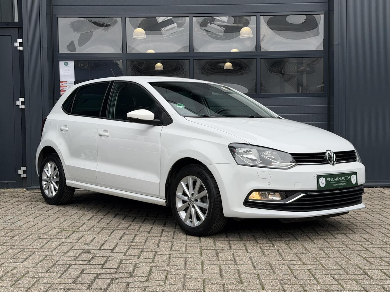 Volkswagen Polo - 1.0 MPI Lounge | Cruise | Airco | Clima - AutoWereld.nl
