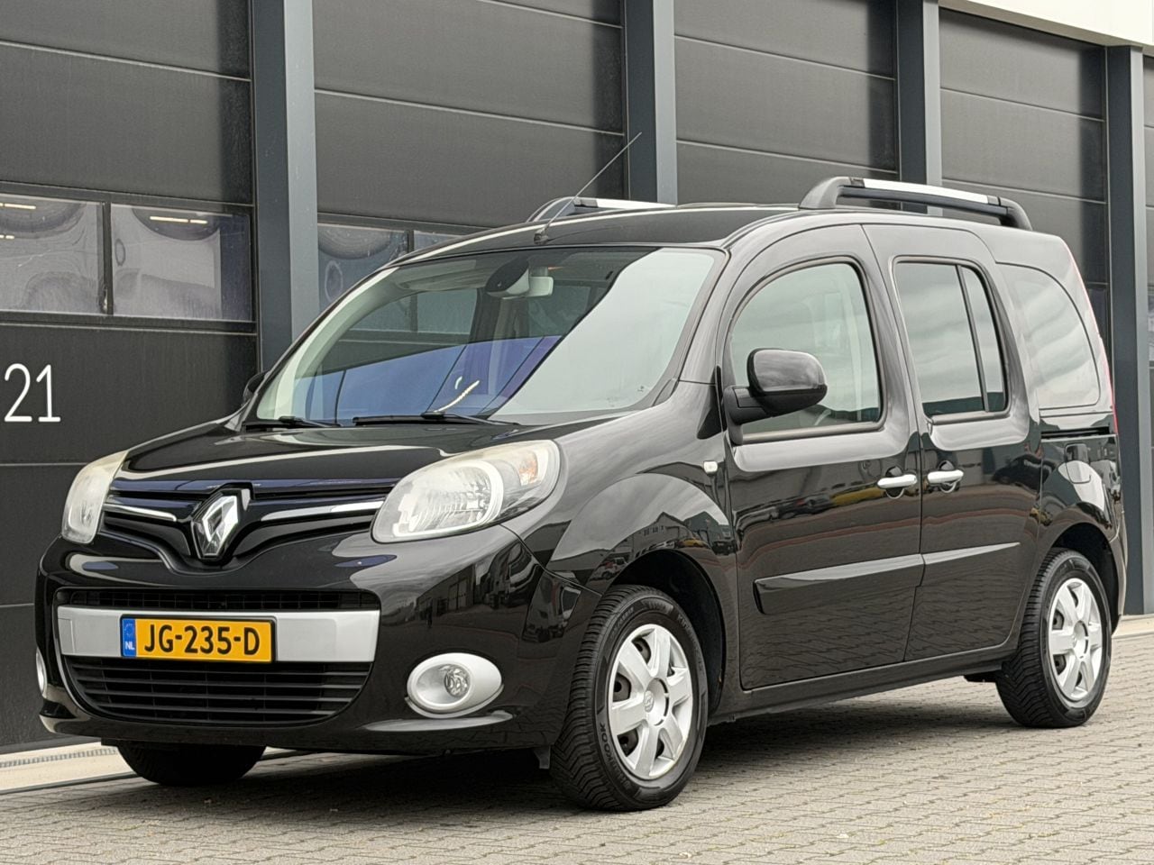 Renault Kangoo - 1.5 dCi Limited Navi Clima PDC EURO-6 - AutoWereld.nl