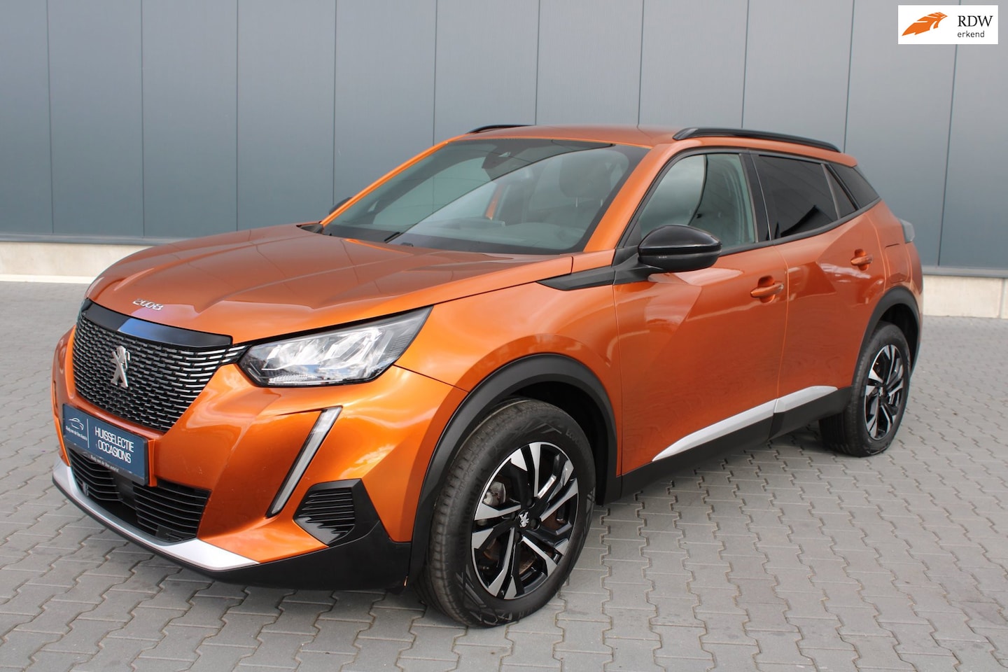 Peugeot 2008 - 1.2 PureTech Allure Pack Premium Plus NIEUWE BANDEN - AutoWereld.nl