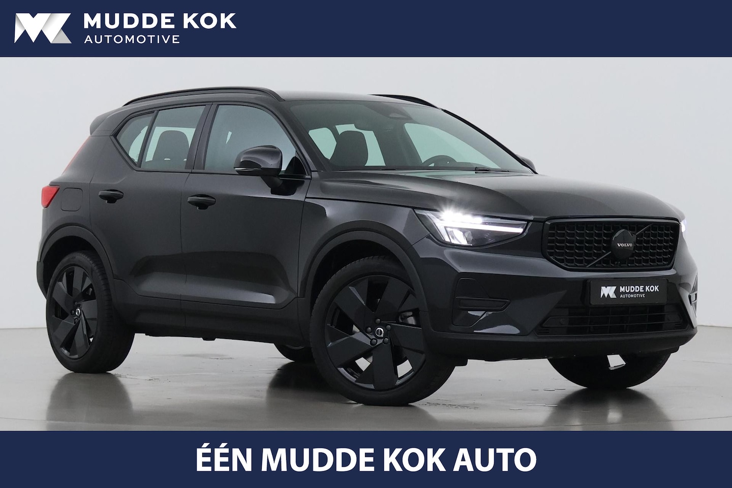 Volvo XC40 - 2.0 B3 Plus Black Edition | Harman/Kardon | Camera | Stoel+Stuurverwarming | Memory | Keyl - AutoWereld.nl