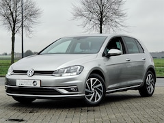 Volkswagen Golf - 1.0 TSI Comfortline Business | Virtual Cockpit | Adapt. Cruise | Carplay | Camera
