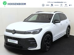 Volkswagen Tiguan - 1.5 eHybrid R-Line | SoH 97% | Panoramadak | Lederen bekleding 'Varenna' | Trekhaak | 360