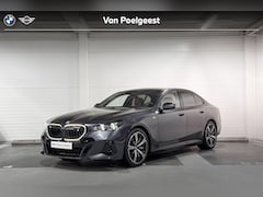 BMW i5 - Sedan eDrive40 | M-Sport Pro | Innovation Pack | Stoelventilatie | Panoramadak | Comfort A