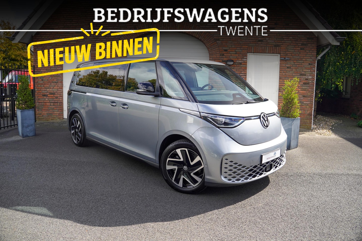 Volkswagen ID. Buzz - Pro 86 kWh 286pk Lang 7.persoons Massage stoelen | Panorama dak | Wegklapbare trekhaak - AutoWereld.nl