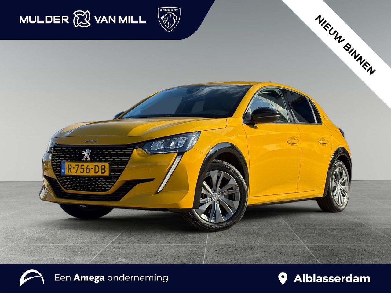 Peugeot e-208 - Allure Pack EV 3-FASEN 50kWh 136pk | CAMERA | STOELVERW. | 3D i-COCKPIT® | APPLE CARPLAY / - AutoWereld.nl
