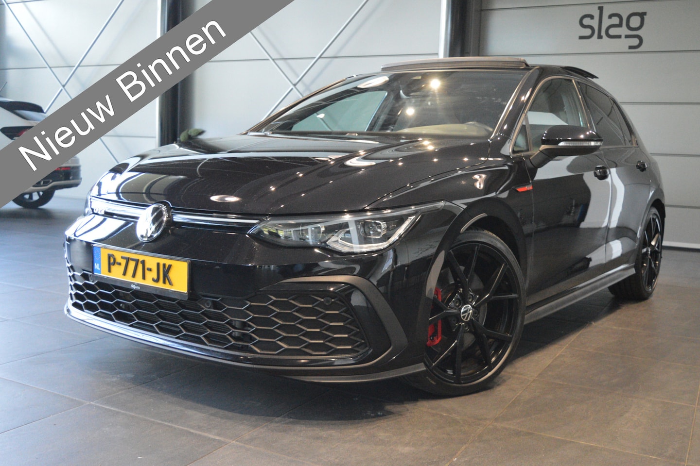 Volkswagen Golf - 2.0 TSI GTI navi pano camera pdc 19 inch 245 pk !! - AutoWereld.nl