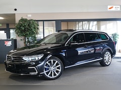 Volkswagen Passat Variant - 1.4 TSI PHEV GTE DSG 218 PK Pano Trek Virtual Navi Cam Acc