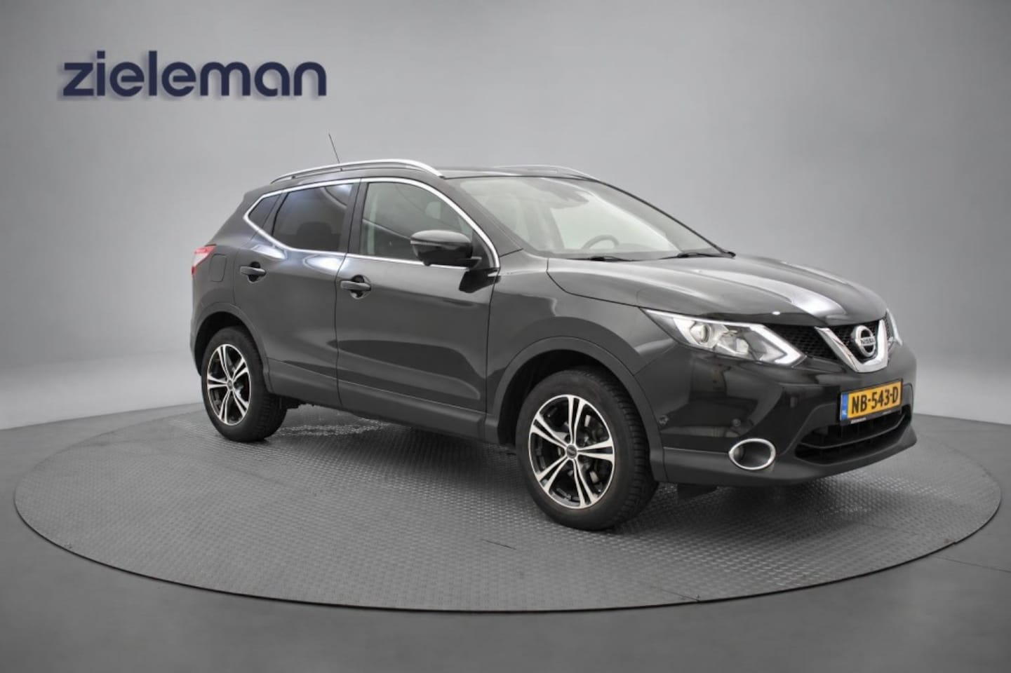 Nissan Qashqai - 1.2 Business Edition - Panorama, Navi, Camera, Leer, Stoelverw. Trekhaak - AutoWereld.nl