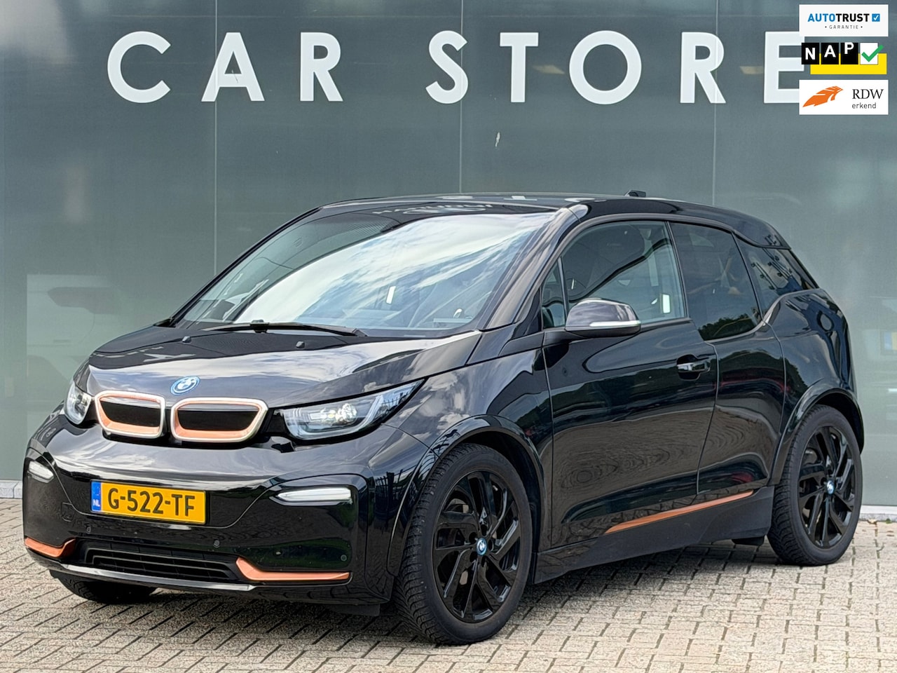 BMW i3 - S 120Ah 42 kWh RoadStyle Edition SOH 97% 1E EIGENAAR - AutoWereld.nl