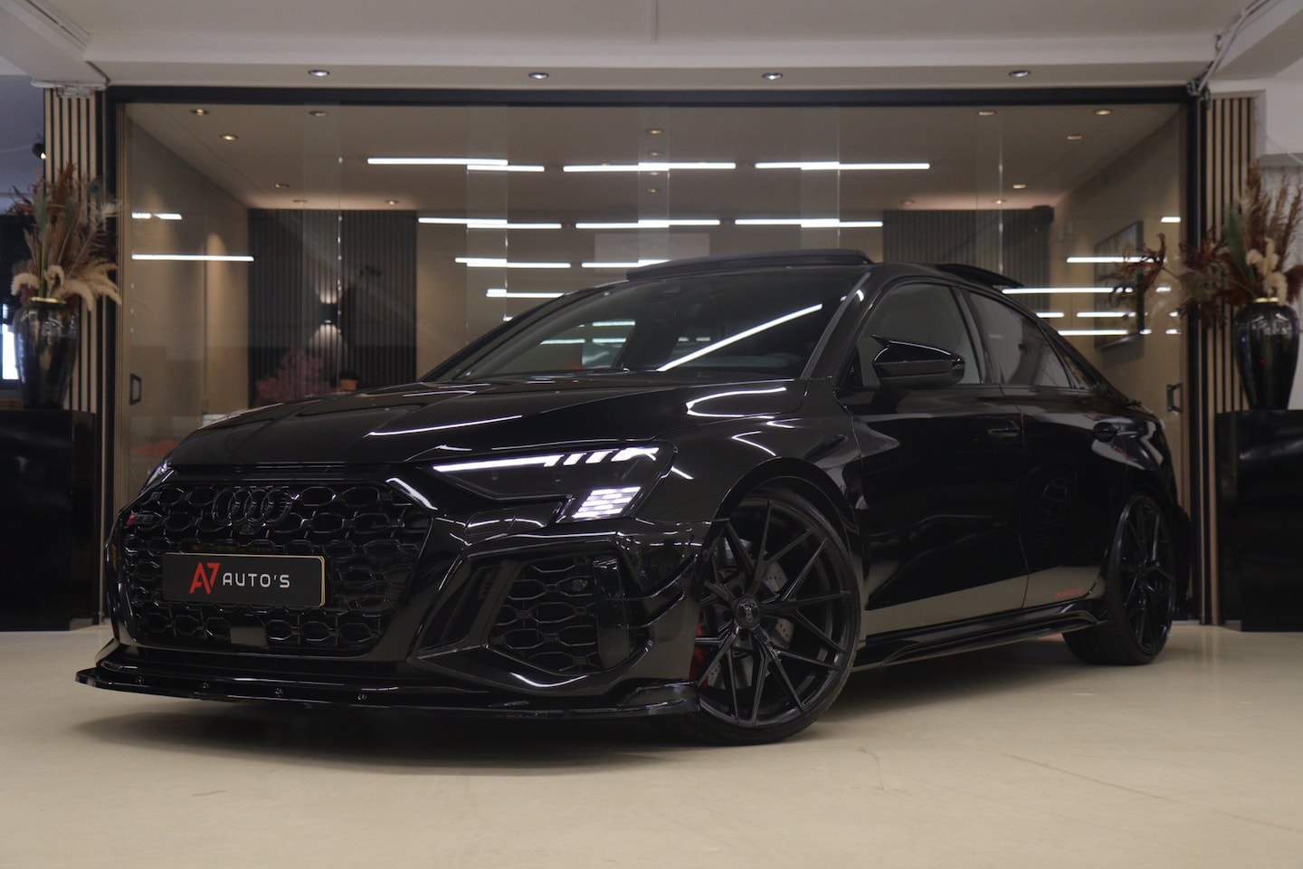 Audi A3 Limousine - 2.5 TFSI RS 3 quattro PANO/400PK/PERFORMANCE/B&O/HUD/VOL - AutoWereld.nl