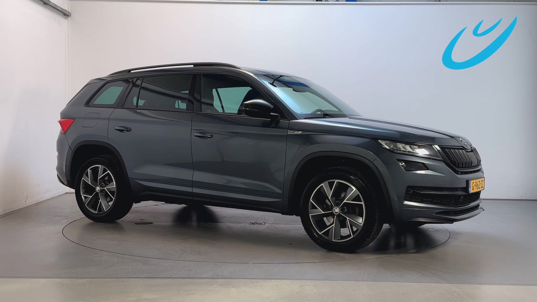 Skoda Kodiaq - 1.5 TSI DSG Sportline Business Trekhaak Panoramadak Camera Sfeerverlichting - AutoWereld.nl