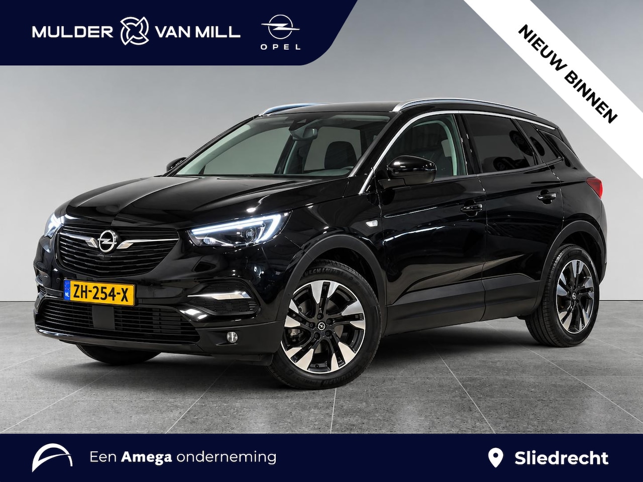 Opel Grandland X - Ultimate 1.6 Turbo 180pk EAT8 | 1.600 KG TREKGEWICHT | BLACK PACK | NAPPA LEDER | DODEHOEK - AutoWereld.nl