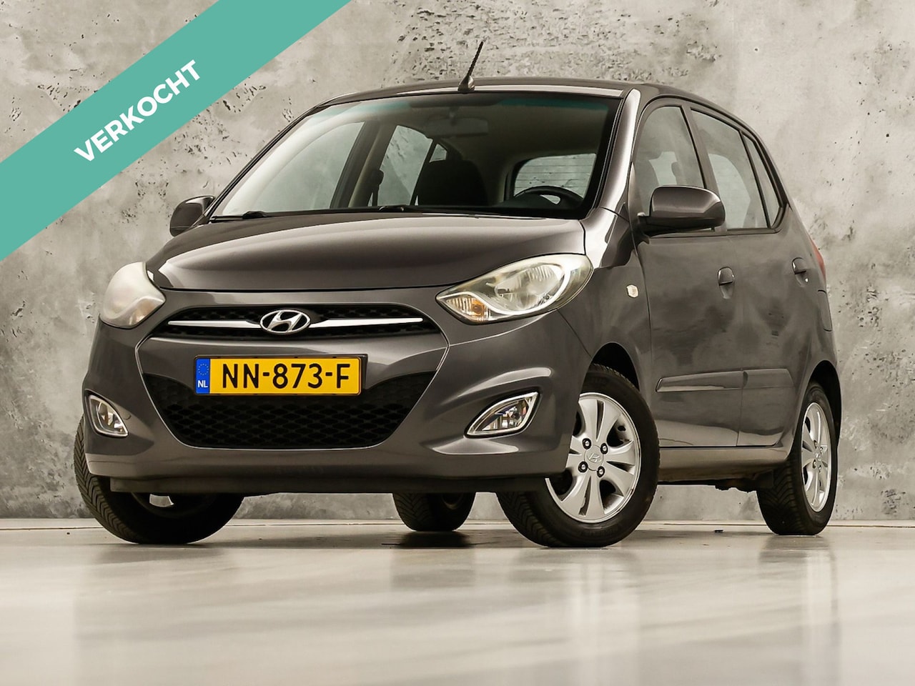Hyundai i10 - 1.1 Dynamic Cool Automaat (AIRCO, ELEK PAKKET, SPORTSTOELEN, TREKHAAK, NIEUWE APK, NIEUWST - AutoWereld.nl
