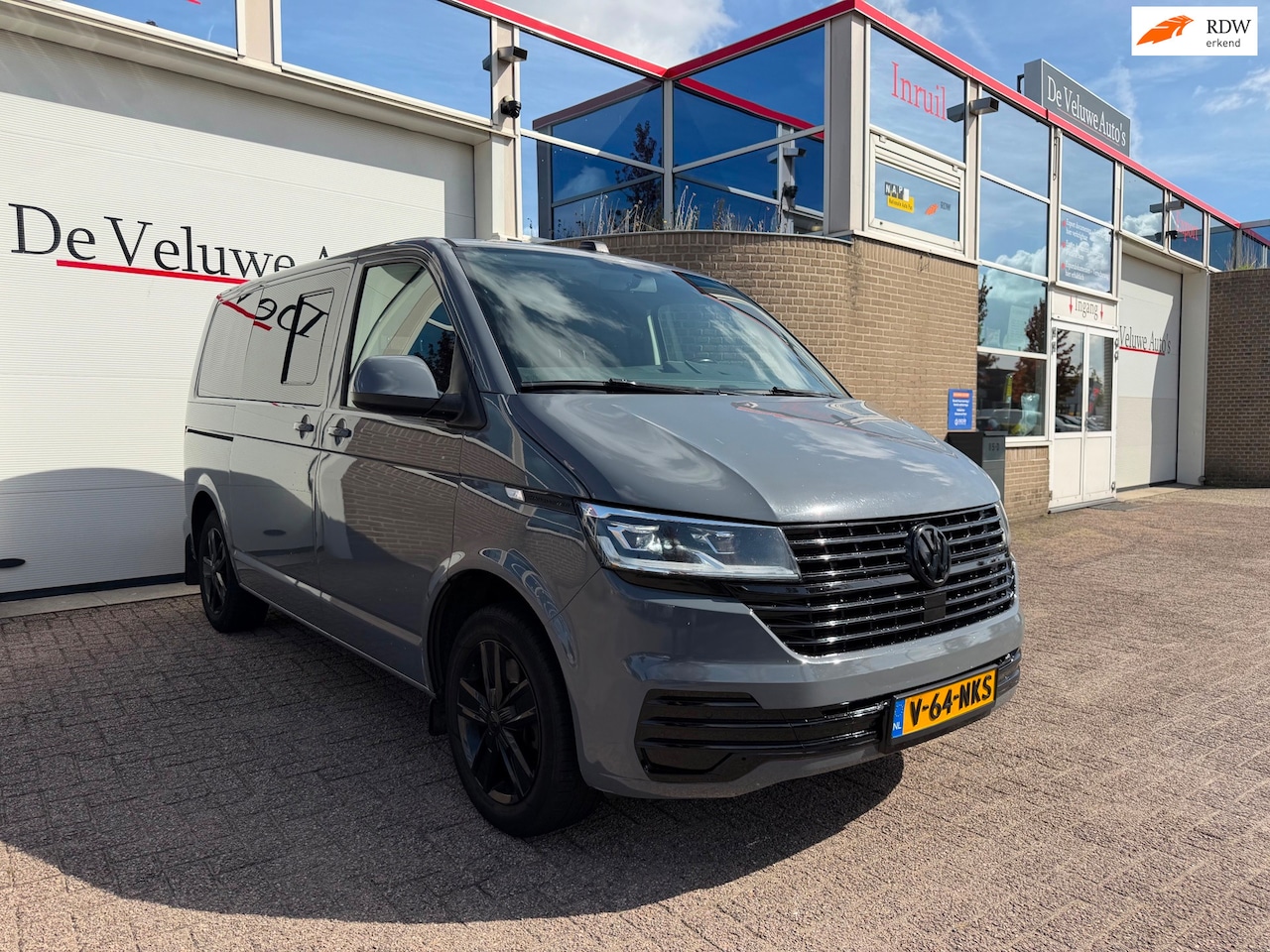 Volkswagen Transporter - 2.0 TDI L1H1 28 Highline|6p|Trekhaak| - AutoWereld.nl