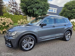 Volkswagen Tiguan - 2.0 4Motion R line/automaat/trekh/carplay