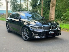 BMW 3-serie - 330e High Executive | Keyless | Pano | Head-Up | Stoelverw.| Achteruitrijcamera