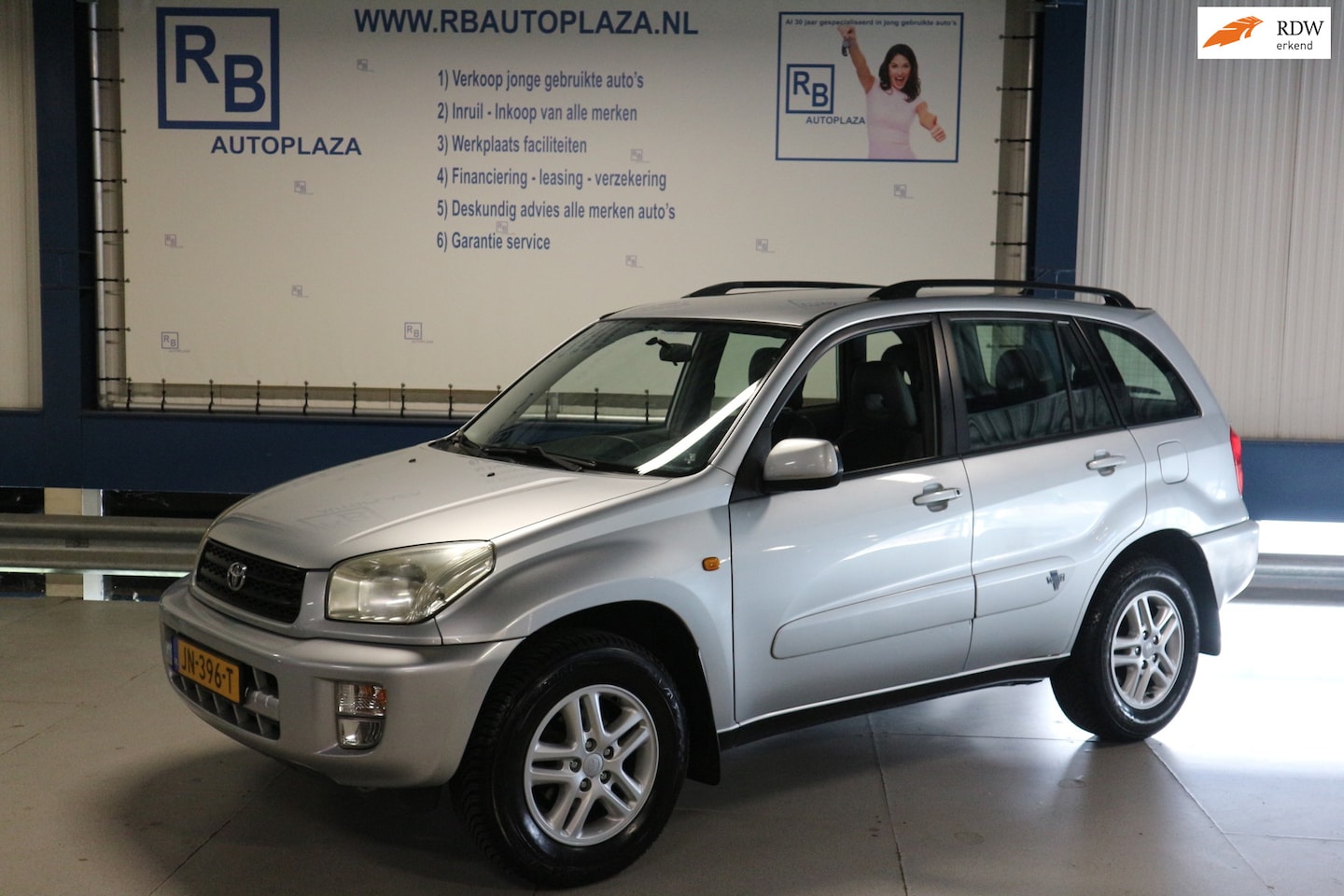Toyota RAV4 - 1.8-16V VVT-i Luna / AIRCO / 5 DEURS / LEUK ! ! ! - AutoWereld.nl