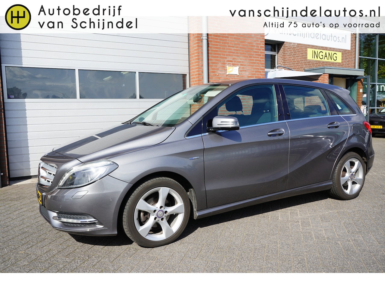 Mercedes-Benz B-klasse - 180 CDI AMBITION ORIGINEEL NEDERLANDS NAVIGATIE TREKHAAK AIRCO CRUISECONTROL XENON-LED PAR - AutoWereld.nl