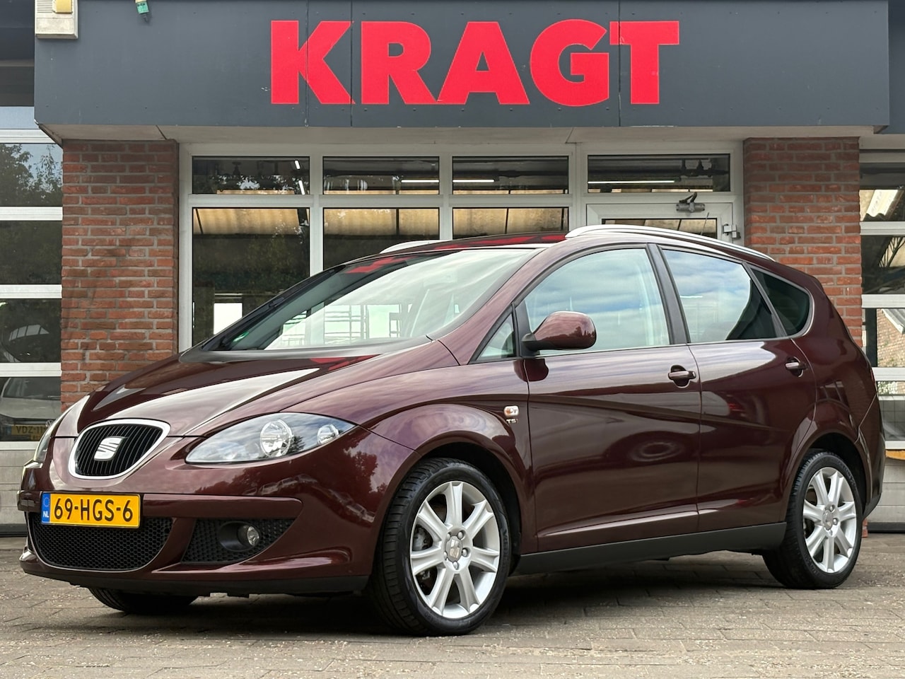SEAT Altea XL - Stylance 1.4 TSI 125 pk - APK 06-27! - koude airco - trekhaak - cruise - hoge instap! - AutoWereld.nl