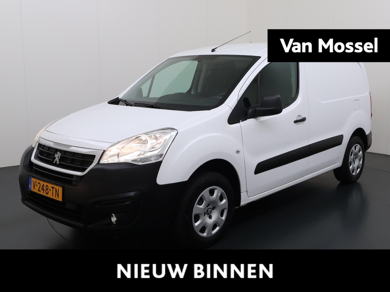 Peugeot e-Partner - Electric L1 Premium | Airco | Parkeersensoren | Cruise control - AutoWereld.nl